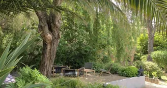 Hotel l'Amandière jardin