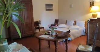 Chambres d'Hôtes Mas des 3 Cyprès