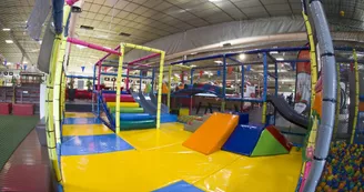 Striky Park by BowlingStar Striky Park by BowlingStar