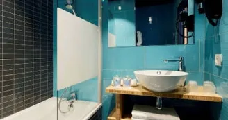 Hôtel Kyriad Marseille Blancarde Timone .jpg