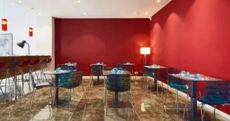 Hôtel Kyriad Marseille Blancarde Timone .jpg