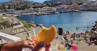 Pub 20000 Lieues sous la bière à Marseille