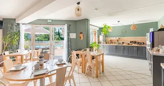 Salle petit-déjeuner