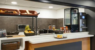 Petit dejeuner .jpg Petit dejeuner .jpg