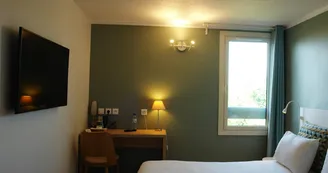13T1013066_9_HD.jpg