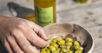 VO-grosplan-olive-detail