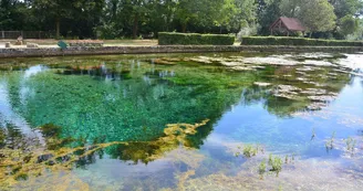 creux_bleu_villecomte_bourgogne creux_bleu_villecomte_bourgogne