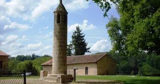 Chapelle Saint Sébastien et lanterne des morts Chapelle Saint Sébastien et lanterne des morts
