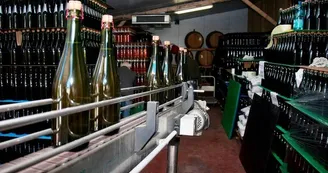 Cidrerie Les Bruyeres Carré à Moyaux - Charbonneau