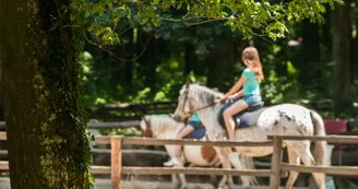 Manege-a-poneys-sillé-plage-72-LOI-1 Manege-a-poneys-sillé-plage-72-LOI-1