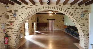 Gîte de groupe Les Gerbaudières - Saint-Christophe-du-Jambet - salle Gîte de groupe Les Gerbaudières - Saint-Christophe-du-Jambet - salle