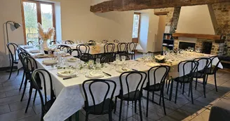Gîte de Valifer - Salle de réception 30 pers Gîte de Valifer - Salle de réception 30 pers