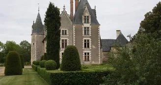 Gîtes Château de Lorrière_Dissé sous le Lude Gîtes Château de Lorrière_Dissé sous le Lude