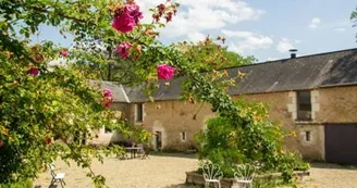 Gîtes Château de Lorrière_Dissé sous le Lude Gîtes Château de Lorrière_Dissé sous le Lude