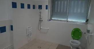 4-Les-Sanitaires--5--2 4-Les-Sanitaires--5--2