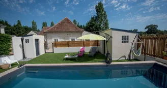 Gite Le Hameau des 2 Ailes - Piscine Gite Le Hameau des 2 Ailes - Piscine