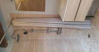 Salle de bain - Le Petit Moné Salle de bain - Le Petit Moné