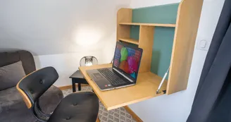 Coin bureau dans chaque chambre
