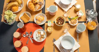 Petit déjeuner continental