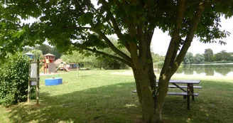 Vallee-de-la-Sarthe-Camping-Chantenay-Villedieu-jeux