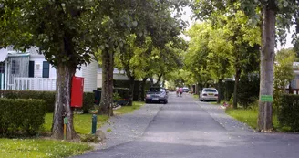 hebergement-locatif-camping-vegre-Tennie-72-HLO-6 hebergement-locatif-camping-vegre-Tennie-72-HLO-6