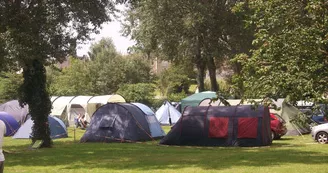 Camping Le Port - La Suze-sur-Sarthe Camping Le Port - La Suze-sur-Sarthe