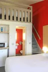Hôtel Kyriad Direct Poitiers Gare Futuroscope 1