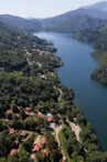 Village de chalets des chataigniers du lac cevennes (38)